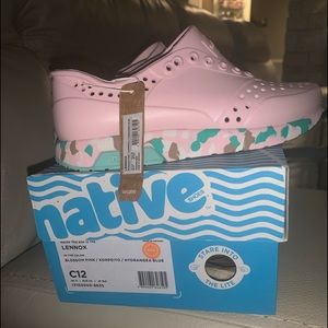 Native Lennox girls shoes Size C12 NWT